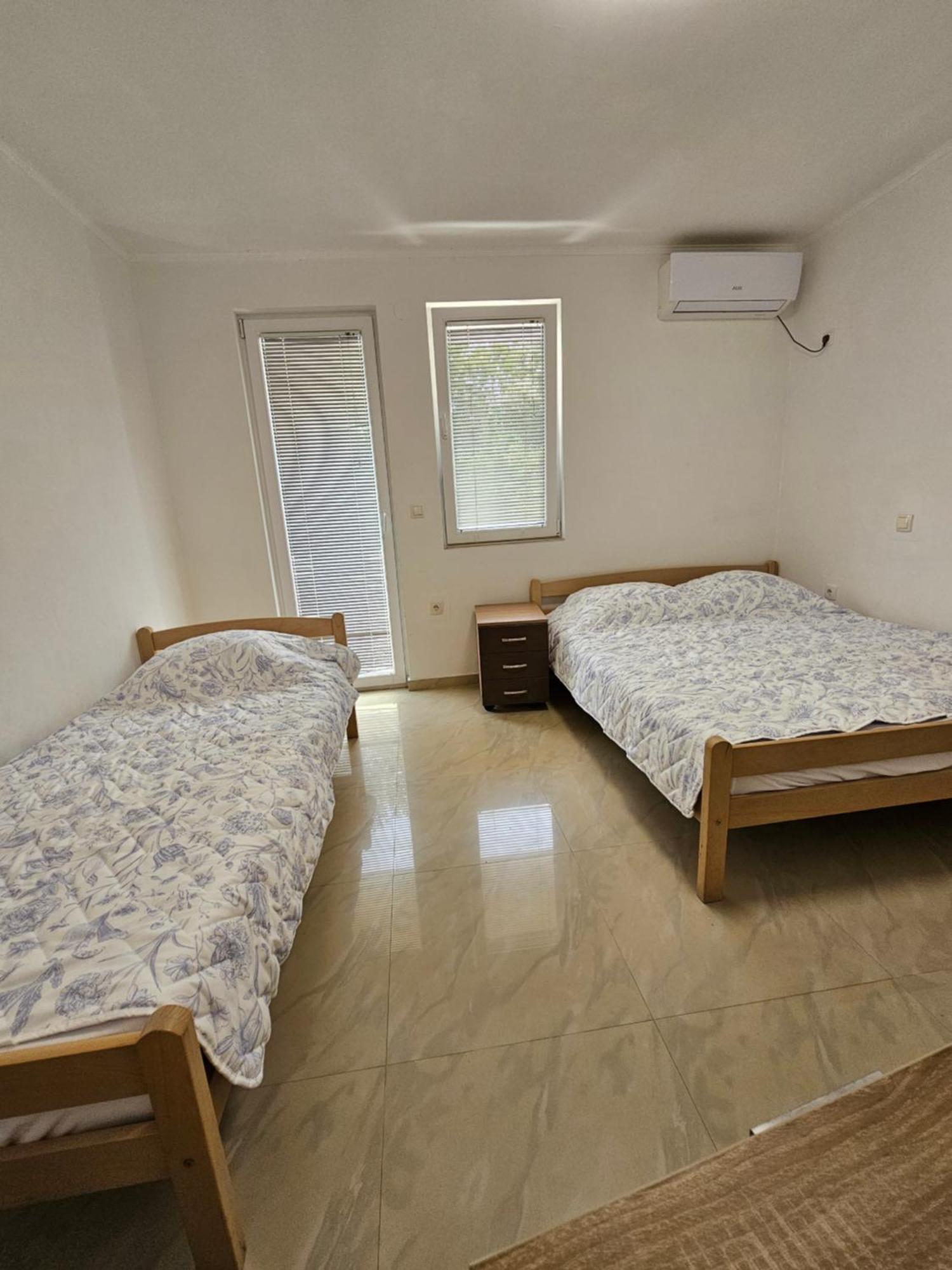 Apartmani Vila Ebra Utjeha Exterior photo