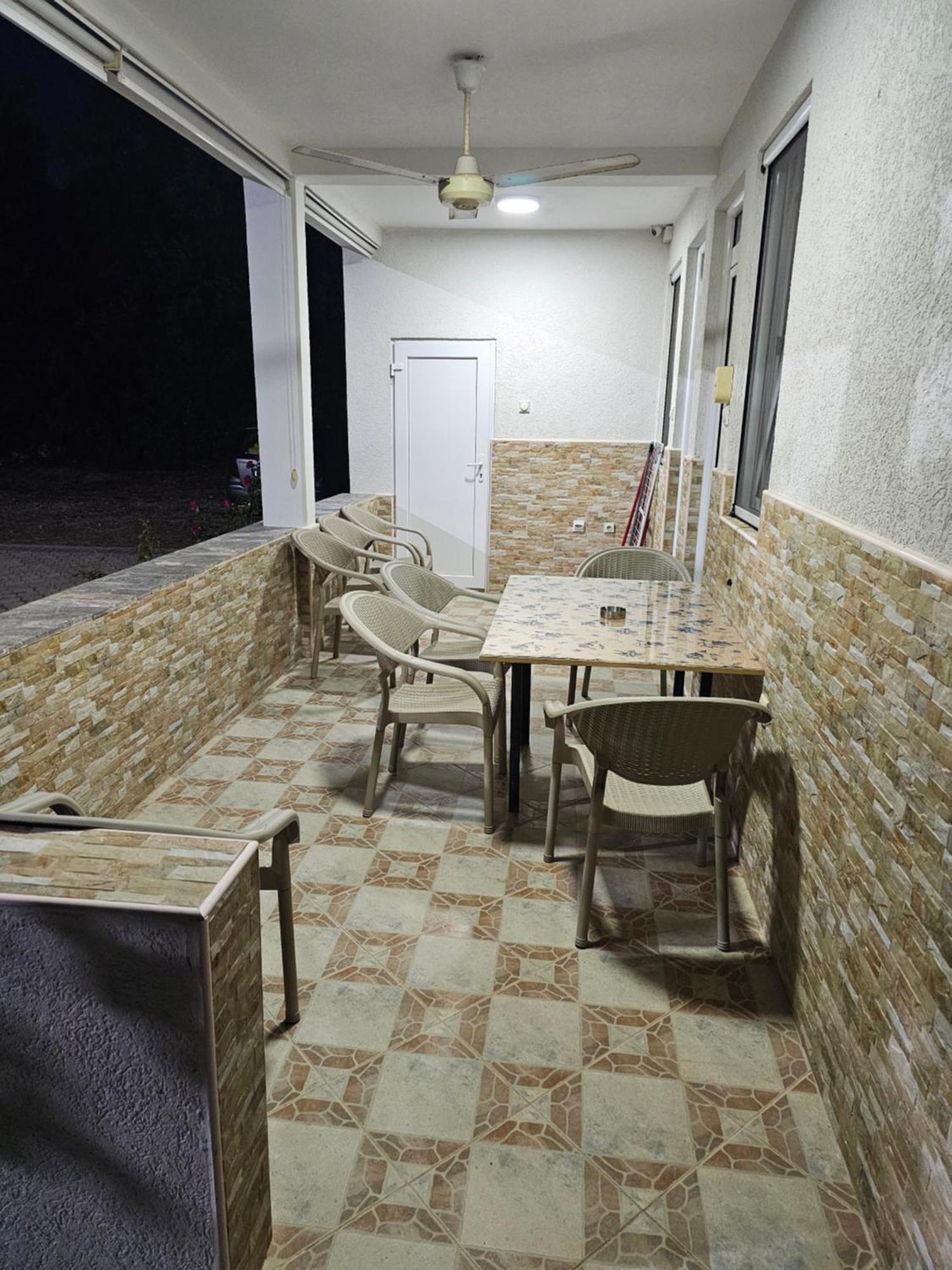 Apartmani Vila Ebra Utjeha Exterior photo