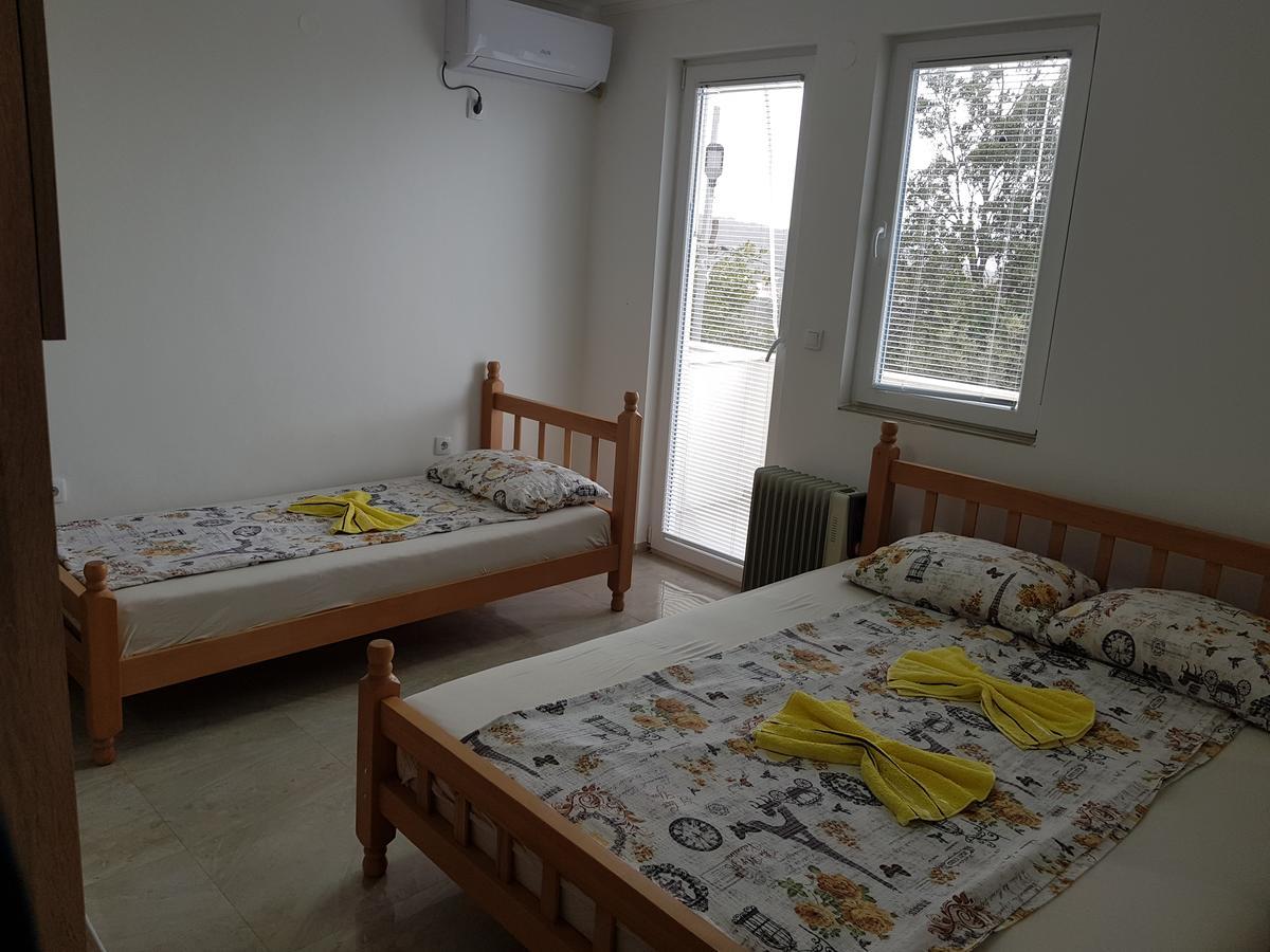 Apartmani Vila Ebra Utjeha Exterior photo
